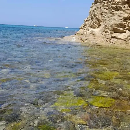 펜션 Punta Fortino *